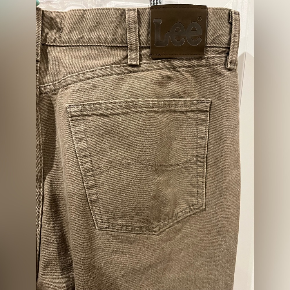 Lee Tan Jeans Size 38 x 30